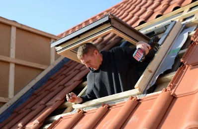 Pose de fenêtres de toit Velux à Verchocq